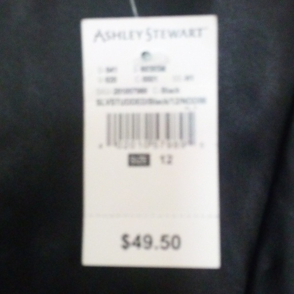 Women's Top - Picture 4 of 14